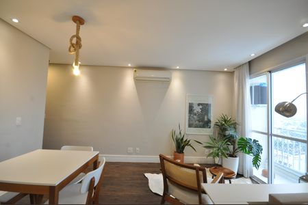 Sala de apartamento à venda com 2 quartos, 64m² em Carandiru, São Paulo
