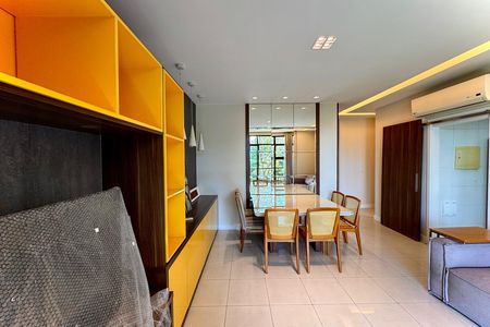 Apartamento para alugar com 96m², 3 quartos e 1 vaga