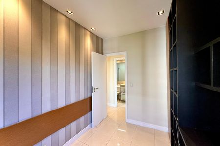 Apartamento para alugar com 96m², 3 quartos e 1 vaga