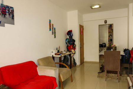 Apartamento à venda com 62m², 2 quartos e 1 vagaSala