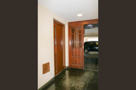 Apartamento à venda com 62m², 2 quartos e 1 vagaPortaria