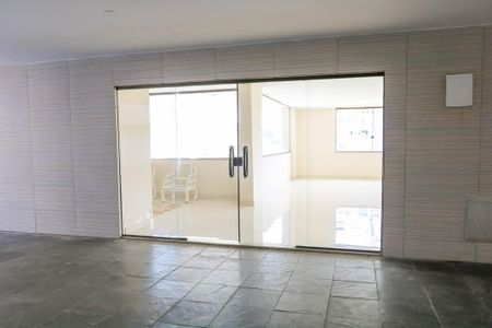 Apartamento à venda com 62m², 2 quartos e 1 vagaÁrea comum - Salão de festas