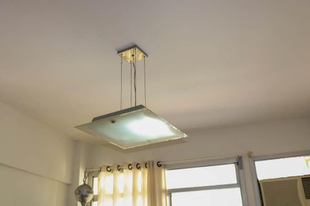Apartamento à venda com 62m², 2 quartos e 1 vagaSala