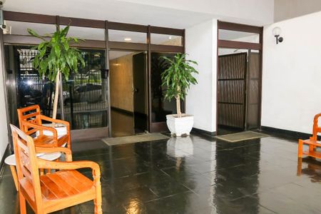 Apartamento à venda com 62m², 2 quartos e 1 vagaEntrada