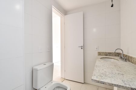 Apartamento à venda com 118m², 3 quartos e 2 vagasBanheiro da suíte