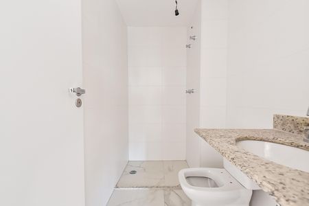 Apartamento à venda com 118m², 3 quartos e 2 vagasBanheiro social