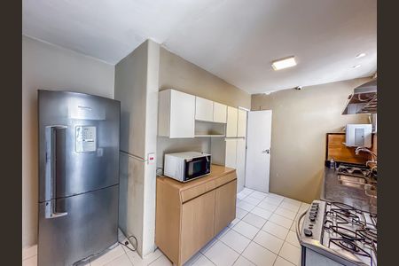Apartamento para alugar com 150m², 4 quartos e 1 vaga