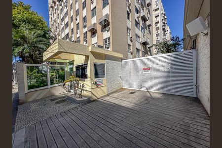 Apartamento para alugar com 150m², 4 quartos e 1 vaga