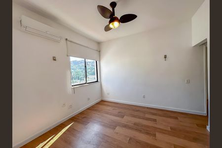 Apartamento para alugar com 150m², 4 quartos e 1 vaga