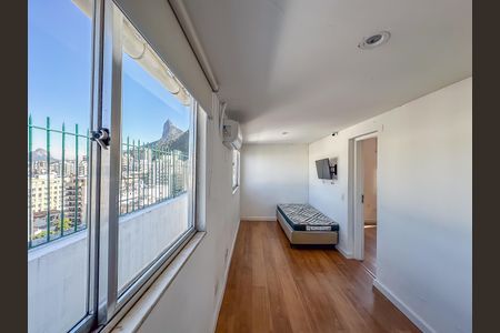 Apartamento para alugar com 150m², 4 quartos e 1 vaga