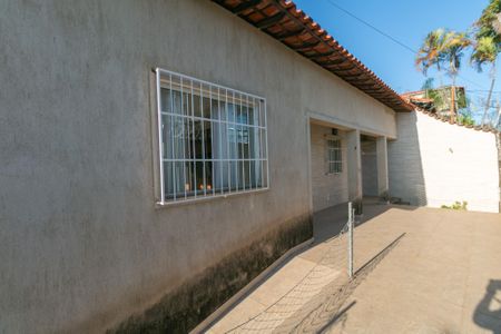 Casa para alugar com 390m², 3 quartos e 2 vagas