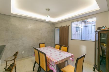 Casa para alugar com 390m², 3 quartos e 2 vagas