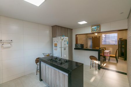 Casa para alugar com 390m², 3 quartos e 2 vagas