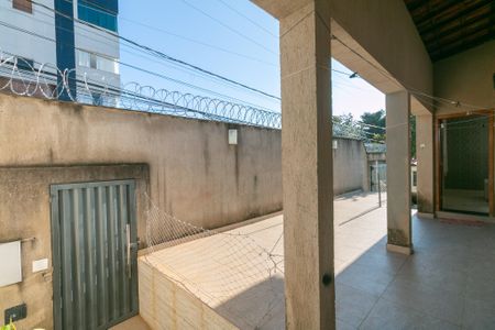Casa para alugar com 390m², 3 quartos e 2 vagas
