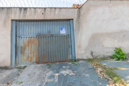 Casa para alugar com 390m², 3 quartos e 2 vagas