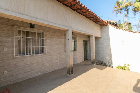 Casa para alugar com 390m², 3 quartos e 2 vagas