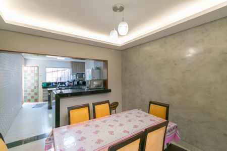 Casa para alugar com 390m², 3 quartos e 2 vagas