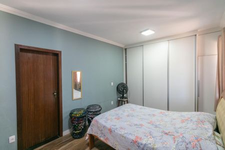 Casa para alugar com 390m², 3 quartos e 2 vagas