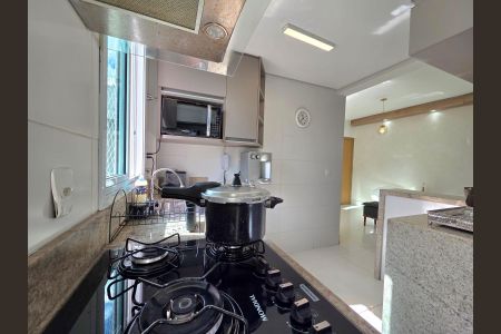 Apartamento à venda com 159m², 2 quartos e 3 vagas Apartamento à venda com 159m², 2 quartos e 3 vagasCozinha