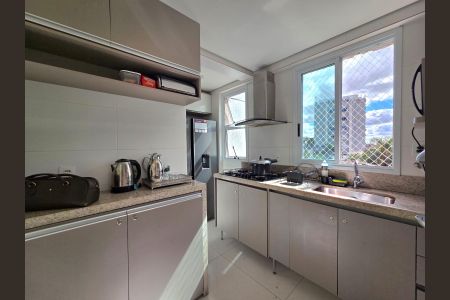 Cozinha  de apartamento à venda com 2 quartos, 159m² em Buritis, Belo Horizonte