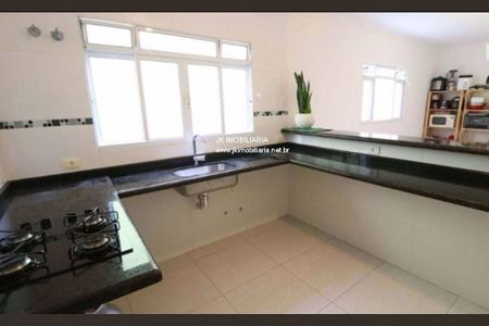 Casa à venda com 3 quartos, 190m² em Vila Mazzei, São Paulo
