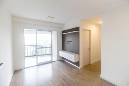 Sala  de apartamento para alugar com 2 quartos, 74m² em Alphaville Empresarial, Barueri