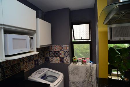 Área de Serviço de apartamento para alugar com 2 quartos, 94m² em Barra da Tijuca, Rio de Janeiro