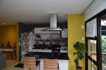Cozinha de apartamento para alugar com 2 quartos, 94m² em Barra da Tijuca, Rio de Janeiro