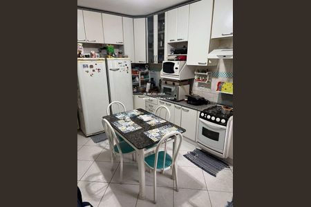 Casa à venda com 3 quartos, 183m² em Jardim Brasil (Zona Norte), São Paulo