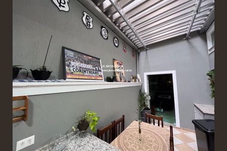 Casa à venda com 197m², 3 quartos e 4 vagas