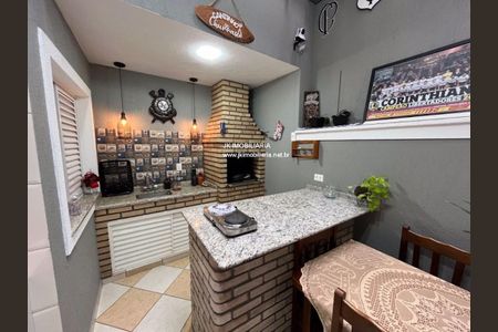 Casa à venda com 197m², 3 quartos e 4 vagas