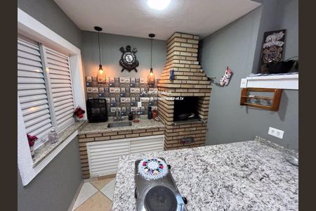 Casa à venda com 197m², 3 quartos e 4 vagas