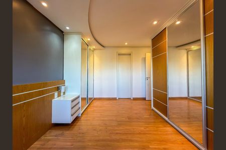 Apartamento para alugar com 75m², 3 quartos e 1 vaga Apartamento para alugar com 75m², 3 quartos e 1 vagaSuíte