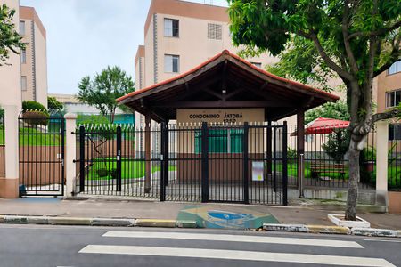 Apartamento para alugar com 56m², 2 quartos e 1 vaga Apartamento para alugar com 56m², 2 quartos e 1 vagaFachada