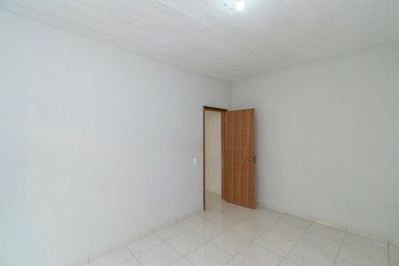Casa para alugar com 40m², 1 quarto e 1 vaga Casa para alugar com 40m², 1 quarto e 1 vagaQuarto