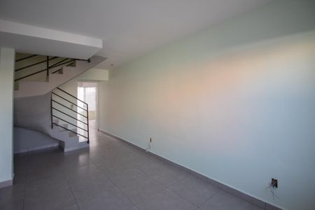 Sala de casa à venda com 2 quartos, 75m² em Jardim Leblon, Belo Horizonte