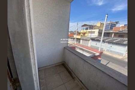 Casa à venda com 2 quartos, 300m² em Vila Nivi, São Paulo
