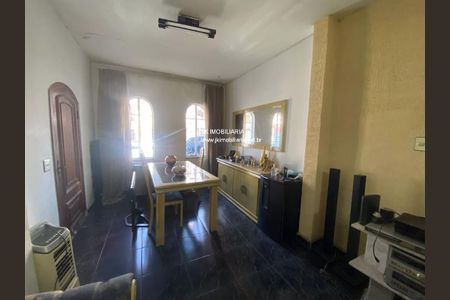 Casa à venda com 2 quartos, 300m² em Vila Nivi, São Paulo