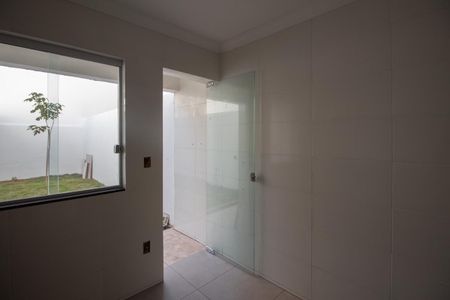 Casa à venda com 75m², 2 quartos e 2 vagas Casa à venda com 75m², 2 quartos e 2 vagasCozinha