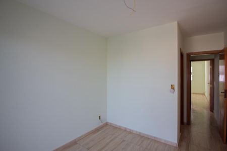 Casa à venda com 75m², 2 quartos e 2 vagas Casa à venda com 75m², 2 quartos e 2 vagasSuíte 1