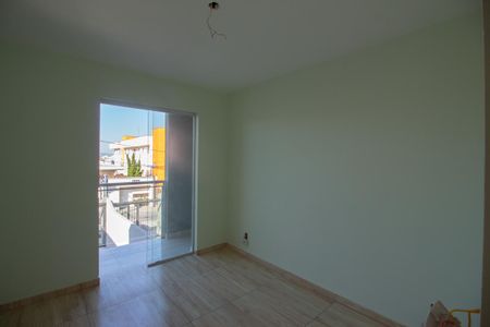 Casa à venda com 75m², 2 quartos e 2 vagas Casa à venda com 75m², 2 quartos e 2 vagasSuíte 1