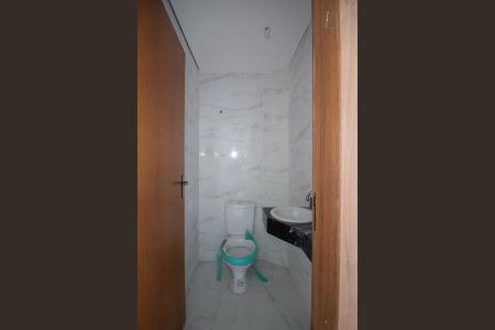 Casa à venda com 75m², 2 quartos e 2 vagas Casa à venda com 75m², 2 quartos e 2 vagasLavabo