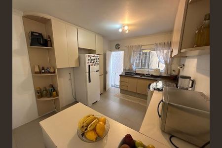 Casa para alugar com 125m², 3 quartos e 2 vagas