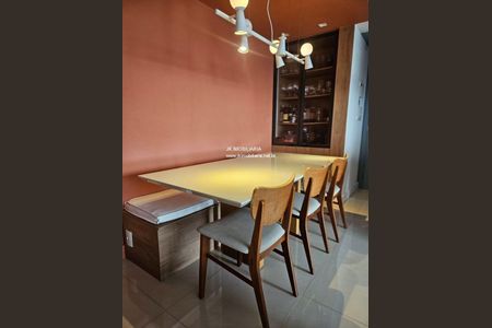 Apartamento à venda com 72m², 2 quartos e 1 vaga