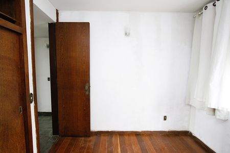 Apartamento para alugar com 110m², 3 quartos e 2 vagasQuarto 2