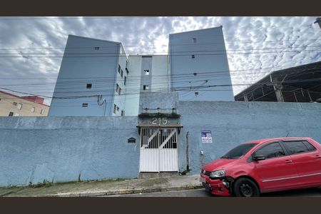 Apartamento para alugar com 42m², 2 quartos e sem vagaFachada + Placa