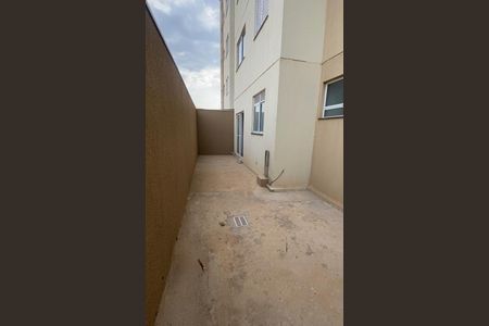 Apartamento para alugar com 65m², 1 quarto e 2 vagas Apartamento para alugar com 65m², 1 quarto e 2 vagasÁrea externa