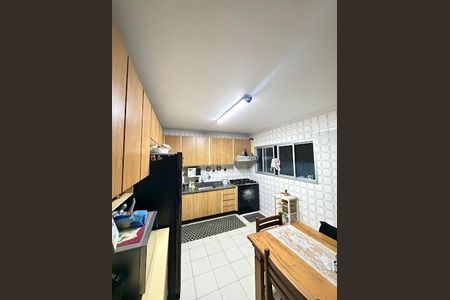 Casa à venda com 3 quartos, 157m² em Vila Aurora (Zona Norte), São Paulo