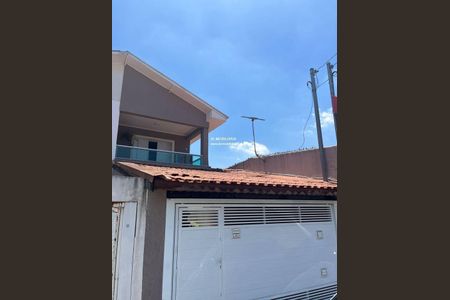 Casa à venda com 216m², 4 quartos e 2 vagas