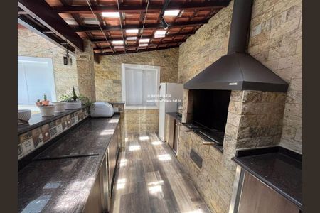 Casa à venda com 216m², 4 quartos e 2 vagas